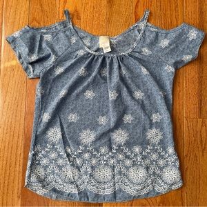 LODYS Cold Shoulder Top